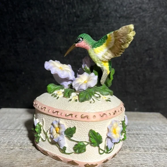 Heritage House Accents Vintage Hummingbird Wind Beneath My
